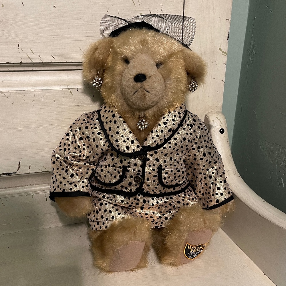 1997 Beverly Hills Classics Beverly Bearthrope 16 by Kelly Toys  Size OS
